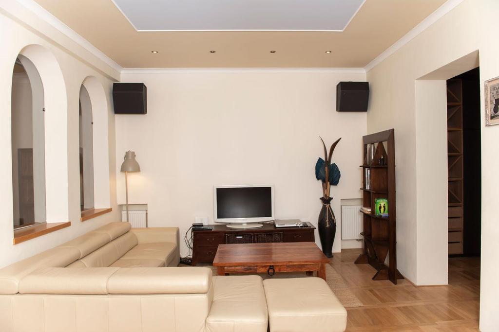 Velky Apartman Bratislava Extérieur photo