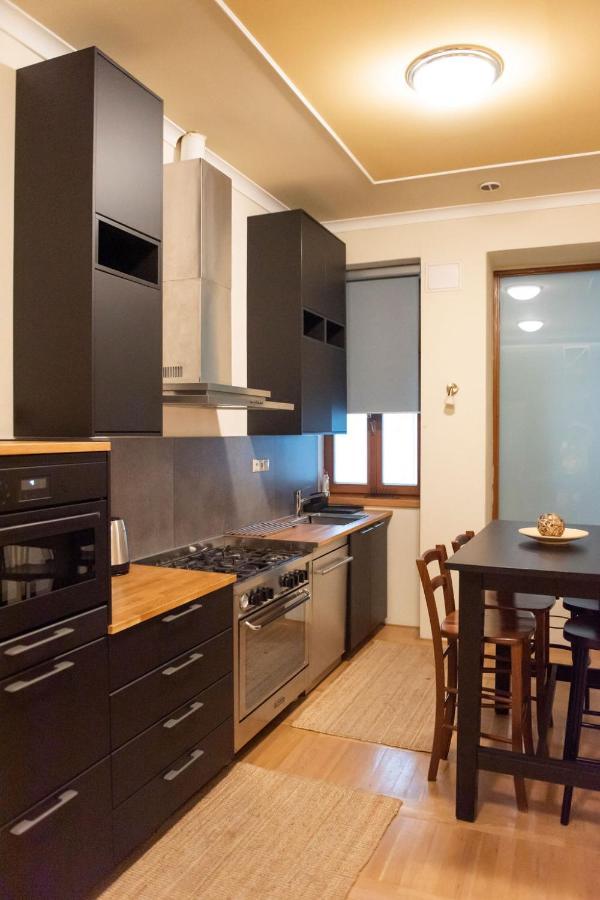 Velky Apartman Bratislava Extérieur photo