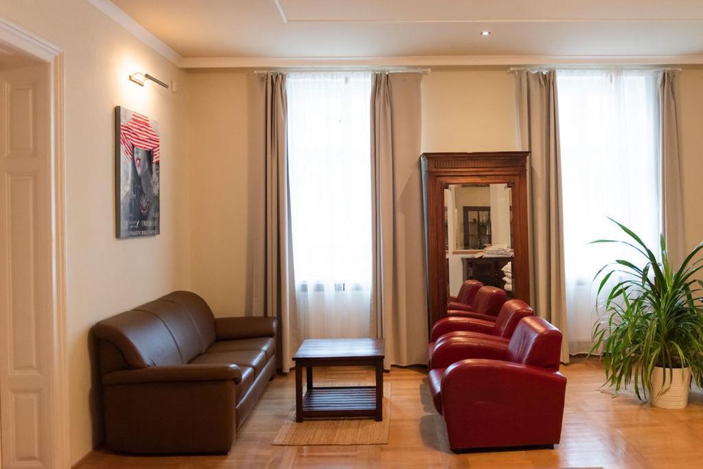 Velky Apartman Bratislava Extérieur photo